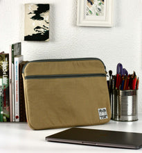 Load image into Gallery viewer, 13&quot; Laptop Case
